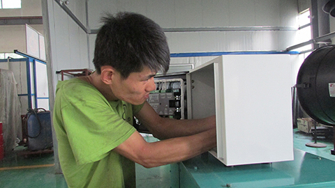 建設(shè)生態(tài)型發(fā)展企業(yè)，生產(chǎn)綠色柴油發(fā)電機組