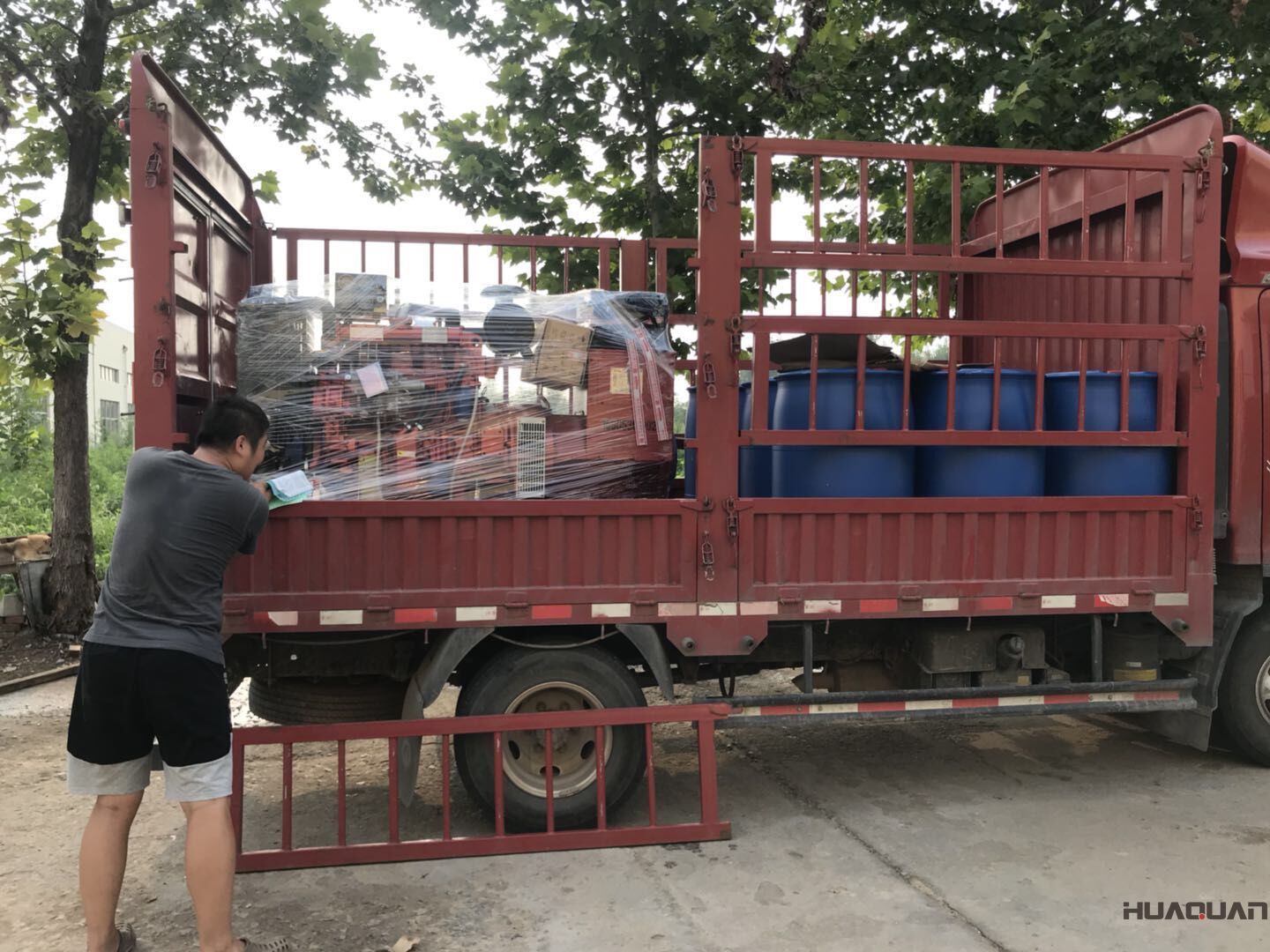 一臺75kw標配柴油發電機組于8月5日成功發往山東