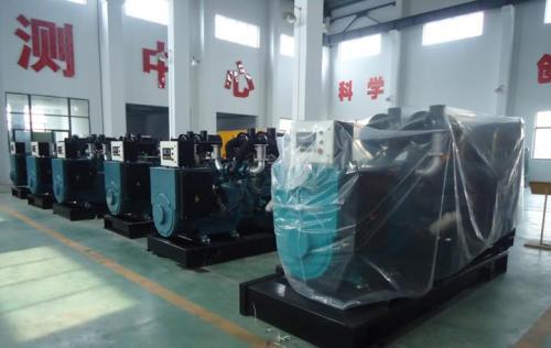 華全動力一臺50kw標配柴油發(fā)電機組于2月15日順利發(fā)往河南省