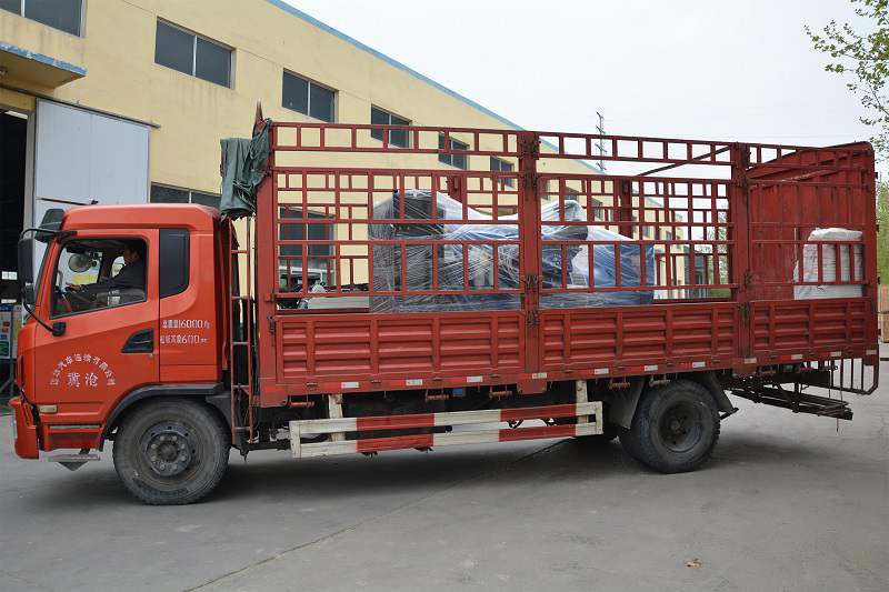 山東李先生從華全動力采購的300kw自動化柴油機組于4月3日發出